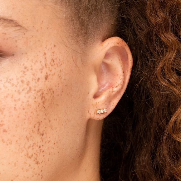 Mejuri 14k Gold Topaz Bar Studs - Picture 3 of 10